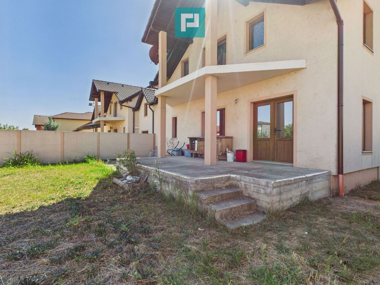 Casă modernă cu 6 camere în Vladimirescu - Poză 14