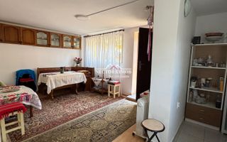 NECTORA IMOB-Casa cu etaj, mobilata, utilata, Episcopia, cu livada - Poză 8