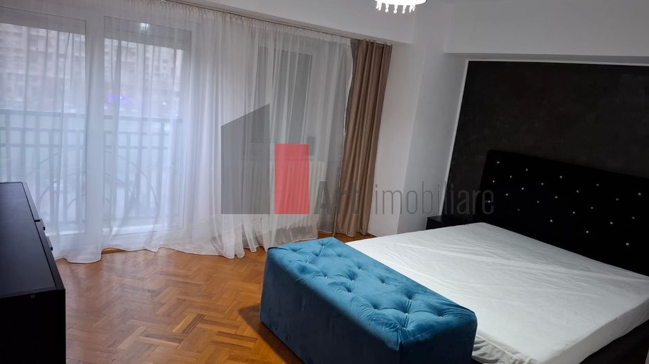 Apartament decomandat, 3 camere, Piața Alba Iulia, complet mobilat și utilat - Poză 4