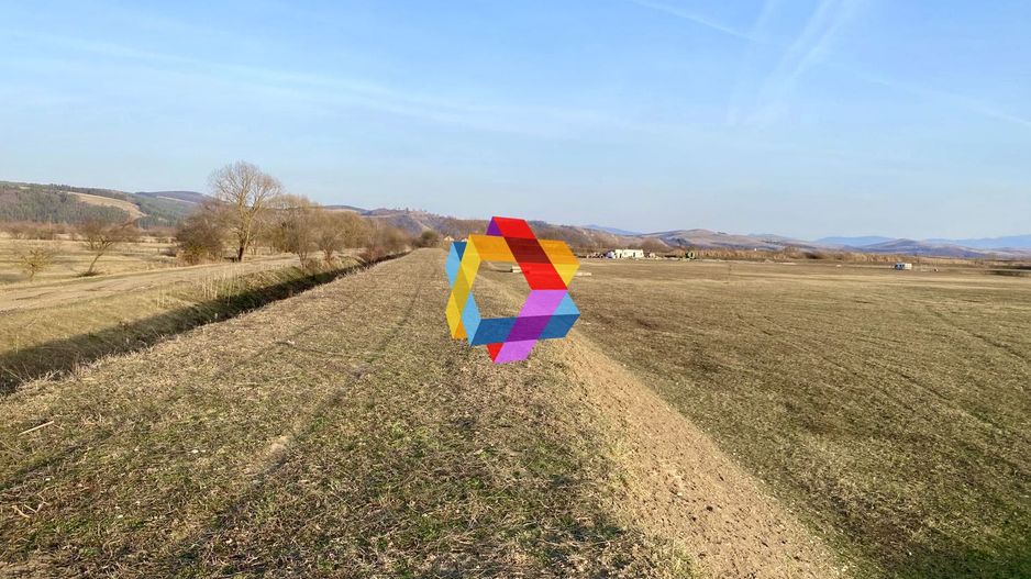 Teren 11 ha cu heleșteu 3 ha - Poză 4