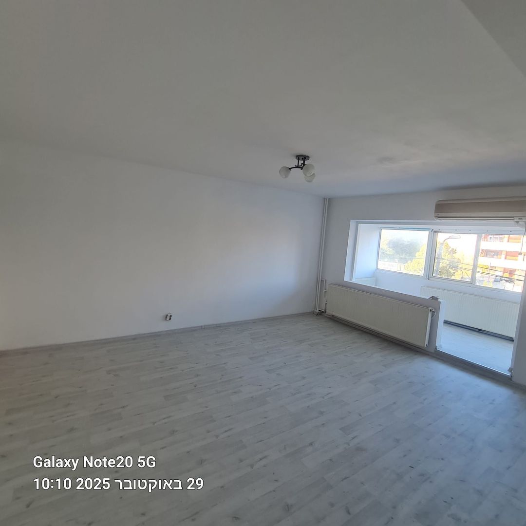 De inchiriat apartament cu 3 camere , Tineretului sector4 - Poză 5