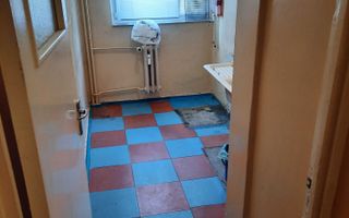 Apartament 2 camere,Etaj 1,Alexandru cel Bun,74700 euro - Poză 4