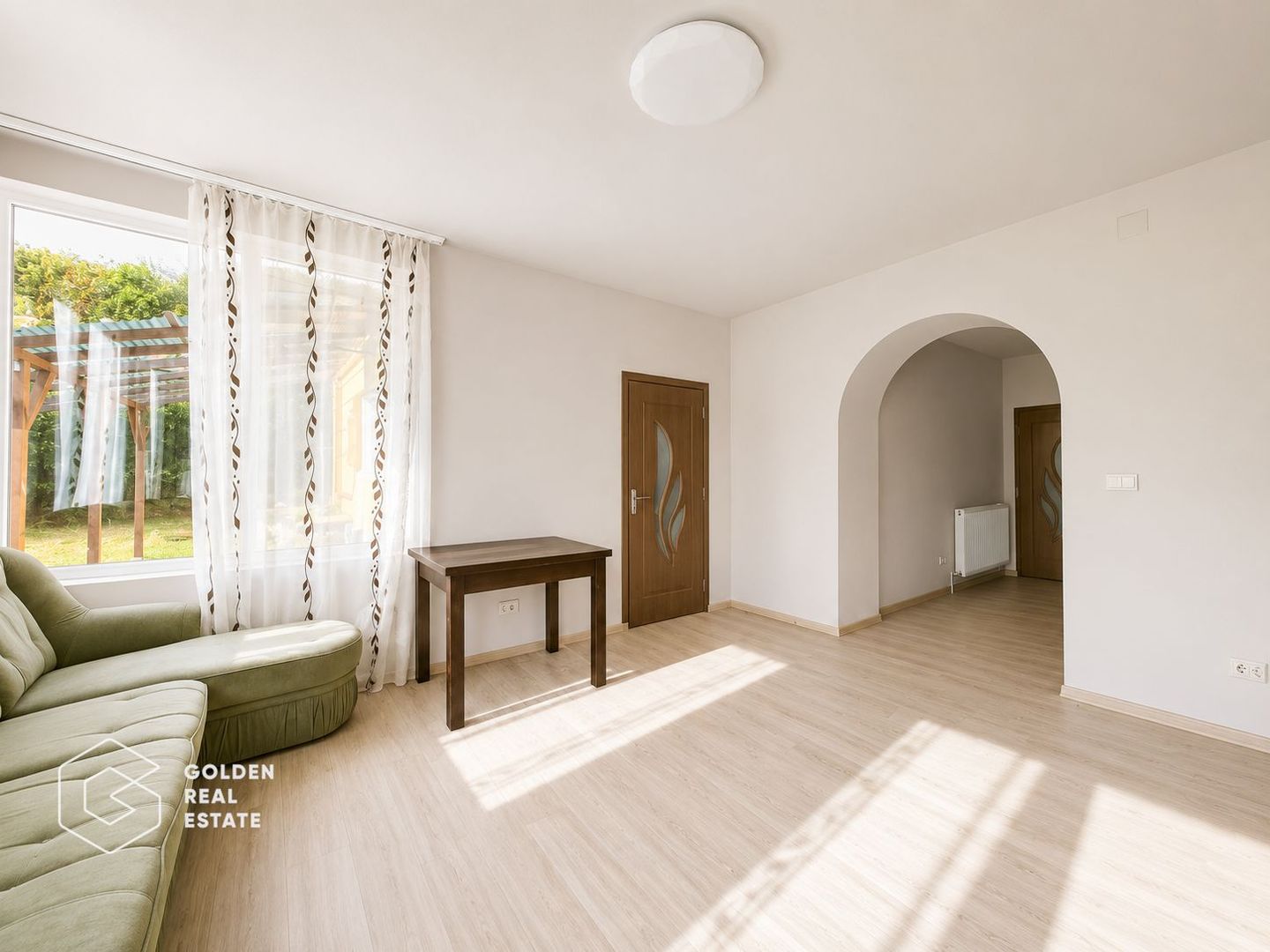 Casa cu teren de 1224 mp, localitatea Baratca - Poză 7