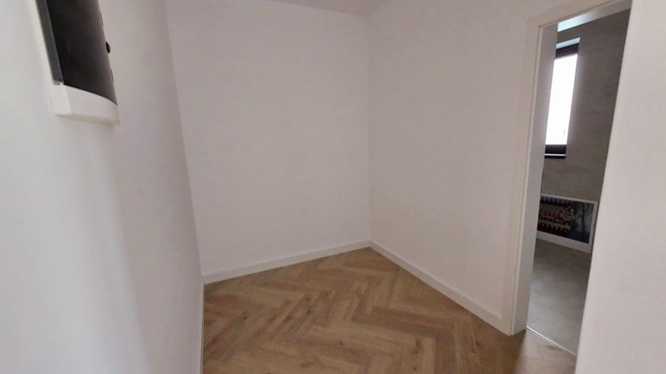 VILA 5 CAMERE | CORBEANCA | LANGA PADURE - Poză 12