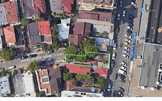 Casa cu Garaj si Curte vis-a-vis de Piata Floreasca - Poză 1