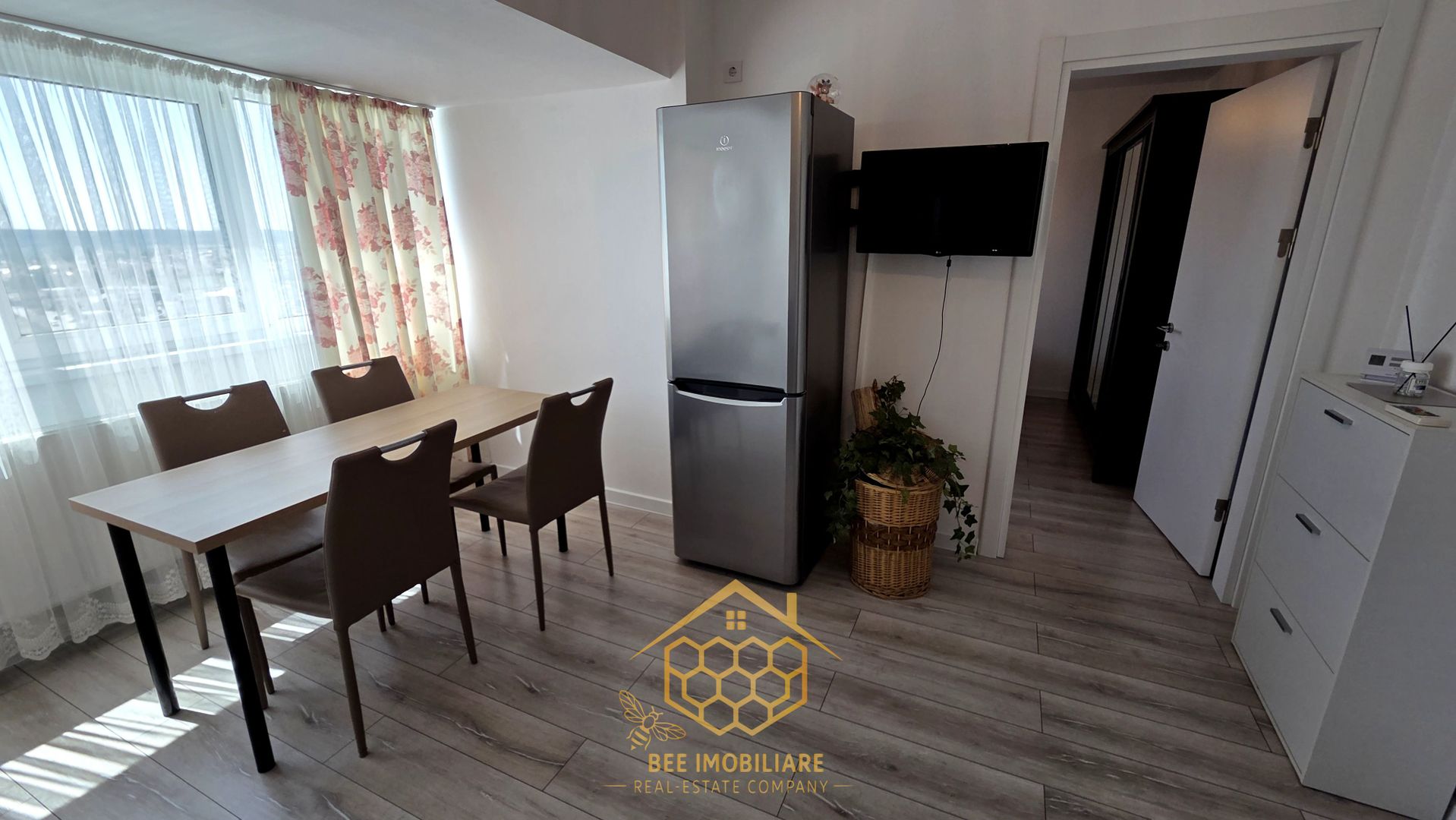 STUDIO DESIGN MODERN | Calea Severinului - ZONA PROMENADA MALL - Poză 5