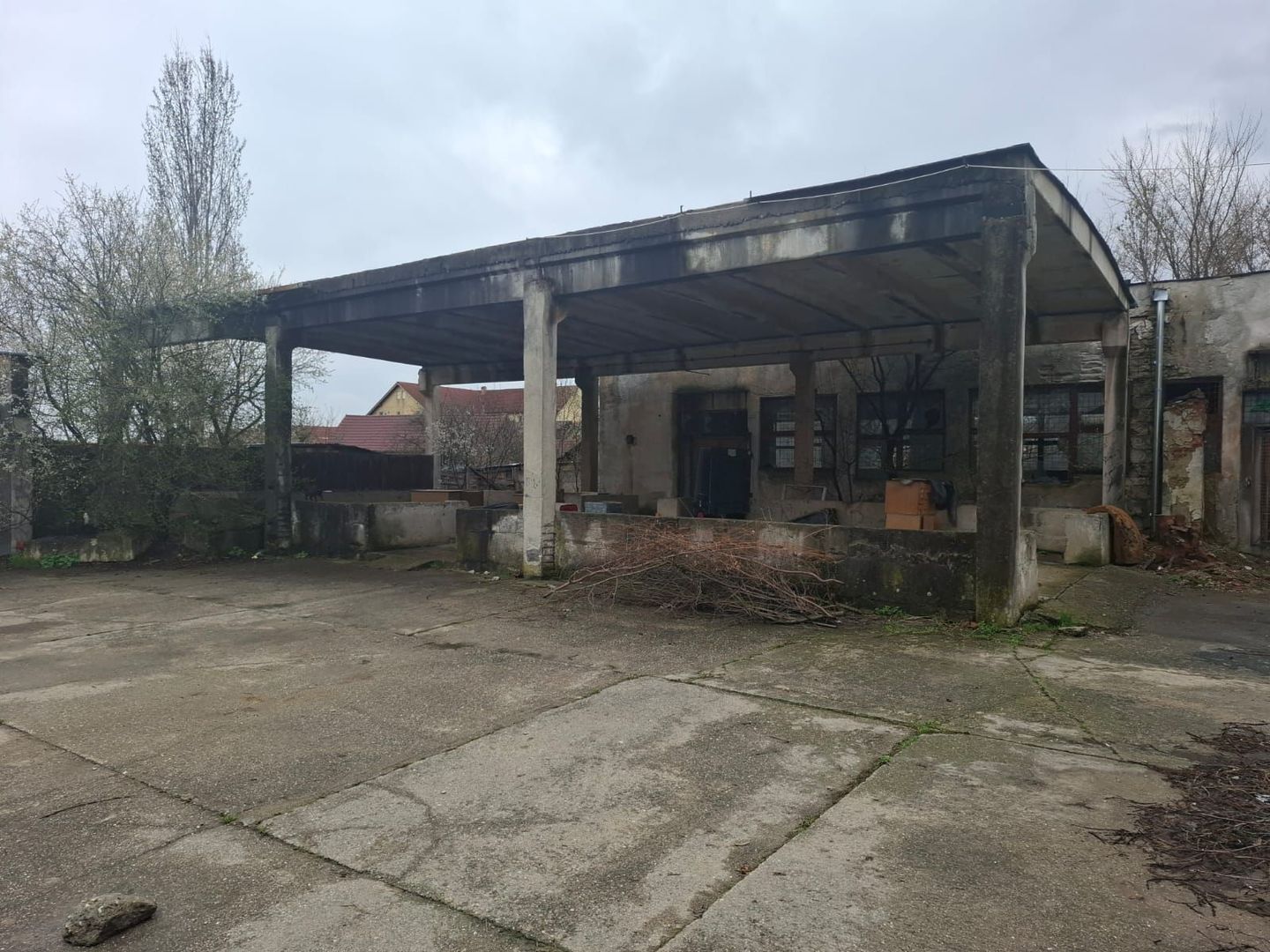 Spatiu industrial compus din doua corpuri in Orlat, central - Sibiu - Poză 6