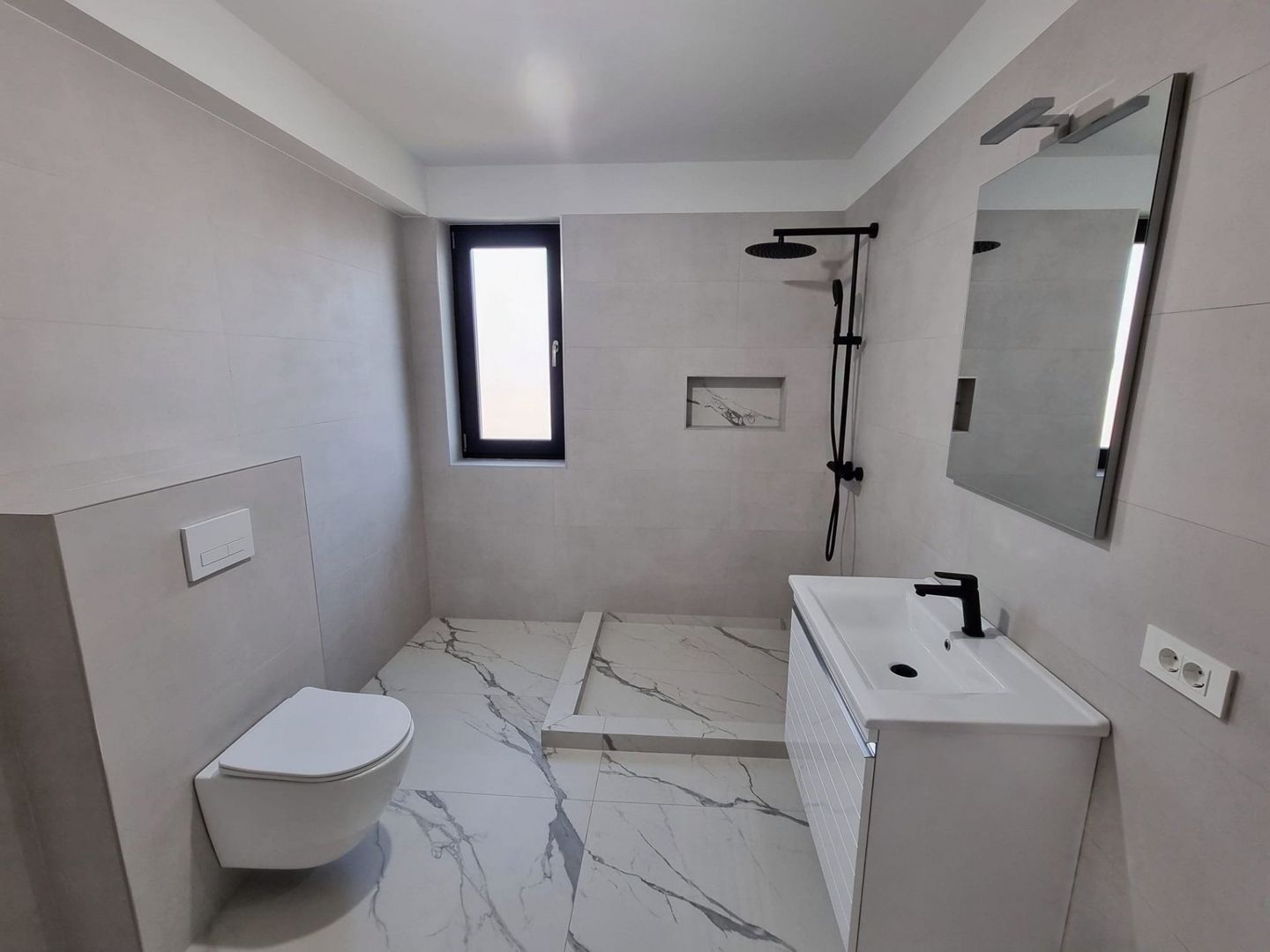 BUFTEA, CASA P+M 140 MP, LOT 357 MP! - Poză 17