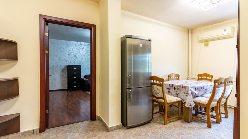 Apartament 3 camere mobilat ,strada Novaci în zona 13 Septembrie - Poză 10