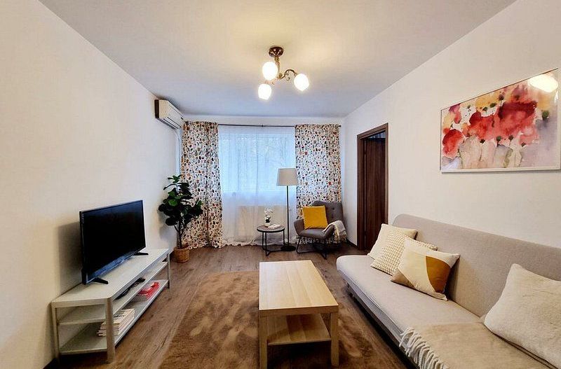 3 Cam Renovat Victoriei Iancu de Hunedoara Metrou Stradal Vedere Spate Lateral - Poză 1