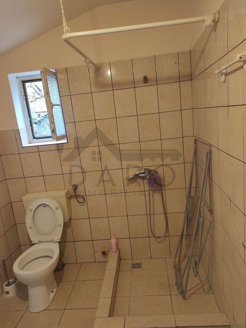 De inchiriat apartament la casa - Poză 5