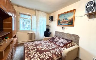 Apartament cu 3 camere pe Aleea Padin ! - Poză 1