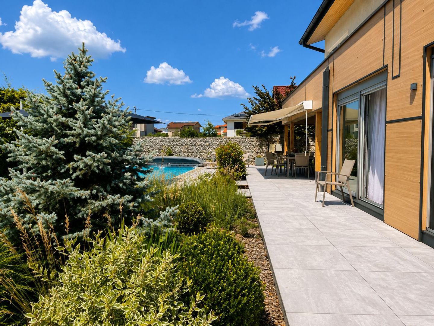 VILĂ DE EXCEPȚIE CU PISCINĂ ȘI GRĂDINĂ DE 1.385 MP | MOGOȘOAIA - Poză 5