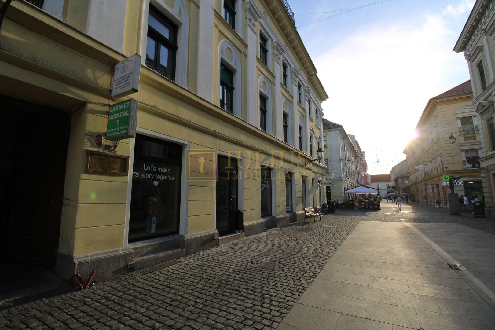 Spatiu birou in Piata Unirii; Eugen de Savoya. - Poză 1