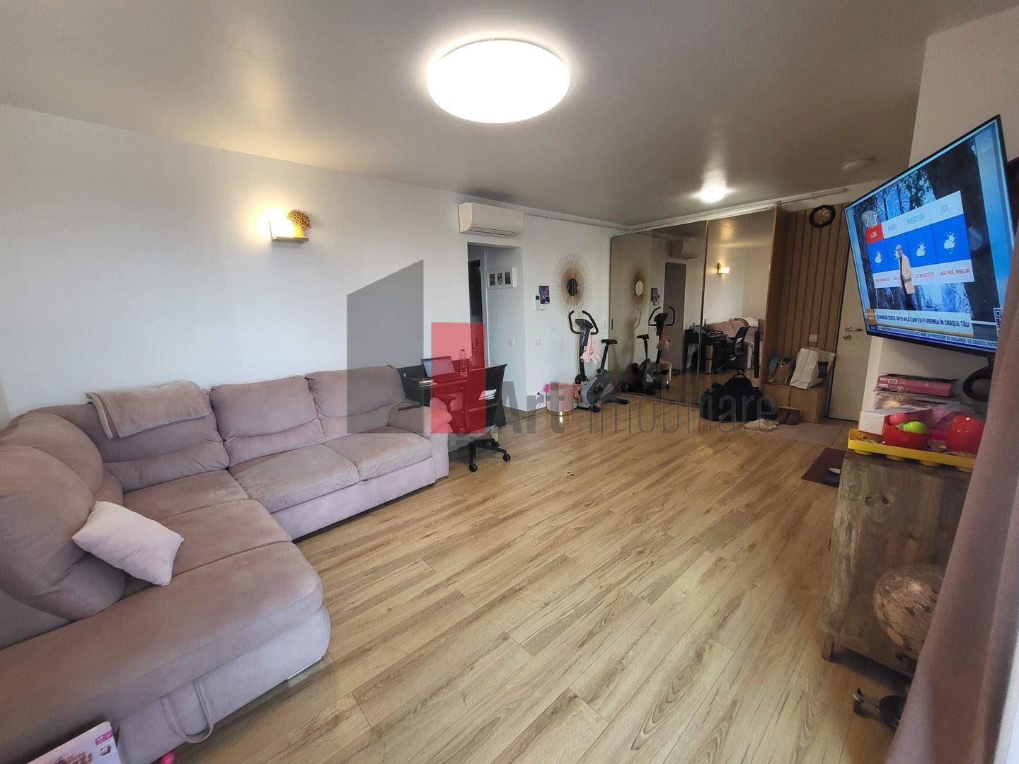 Exclusivitate, Apartament complet mobilat si echipat - Poză 2