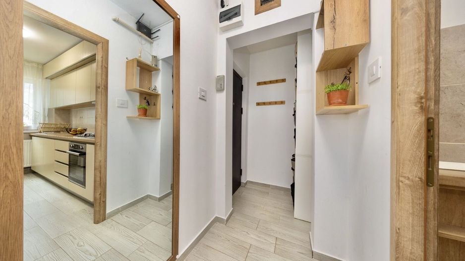 Apartament modern cu 2 camere, Noua, Etaj intermediar - Gata de locuit - Poză 5
