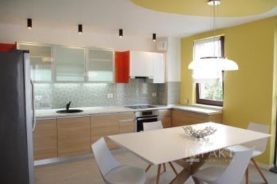 Apartament modern cu 3 camere 80mpu si parcare langa Iulius Mall - Poză 3