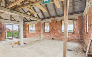 Casă la roșu cu etaj și 500 mp teren în Sântana - Poză 10