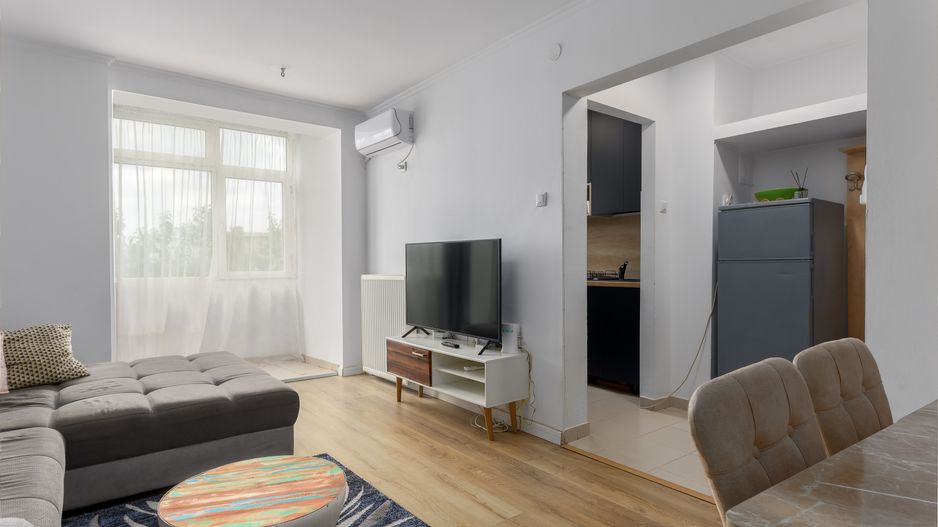 2 camere spatios, B-dul Bratianu, 50 m de metrou, vedere spate - Poză 4