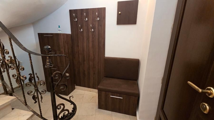 Apartament  in vila Pangratti // Televiziune - Poză 9