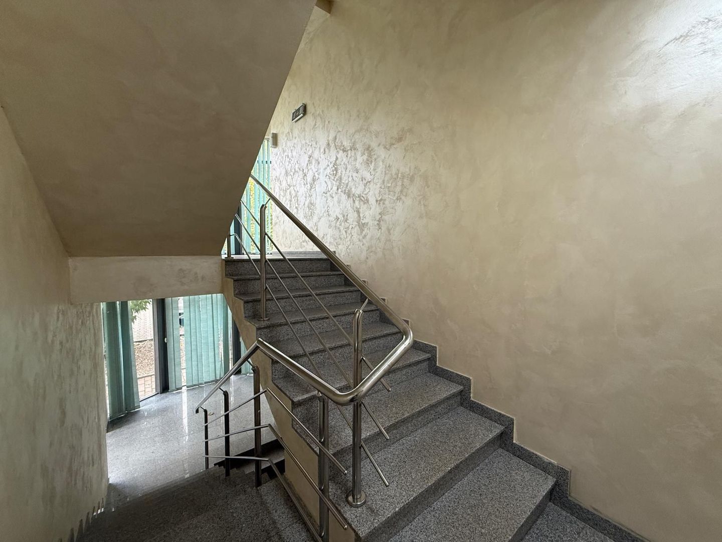 Spații de birouri, lângă ISHO ,vizibilitate excelent - Poză 3