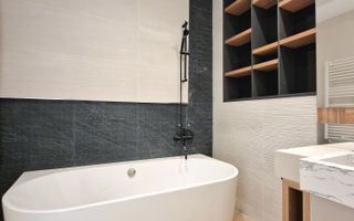 Comision 0 Penthouse 3 Camere 104 mp.  Terasa 43 mp. Tractorul - Poză 30