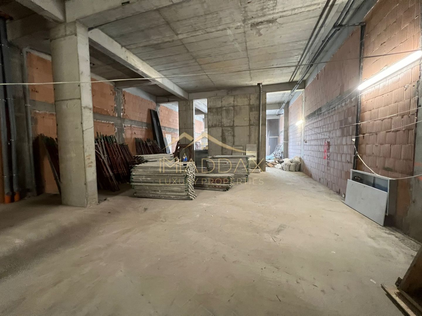 Spatiu comercial stradal de inchiriat***243mp***Stefan Cel Mare - Poză 3