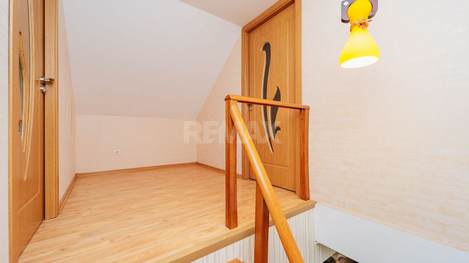 Casa cu 3 nivele Bălțata gata de trai - Poză 9
