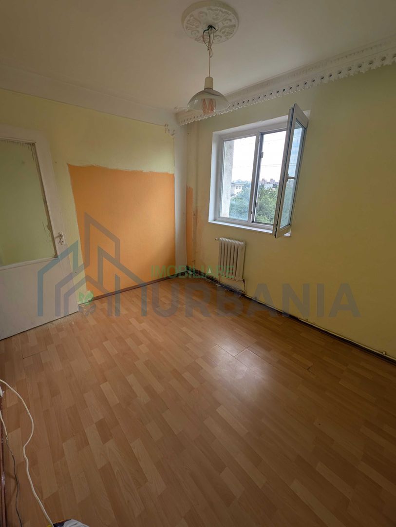 Apartament 2 camere decomandat, 36 mp, etaj 5/10, Alexandru cel Bun, Iași – 80.000 EUR, liber și de renovat - Poză 2