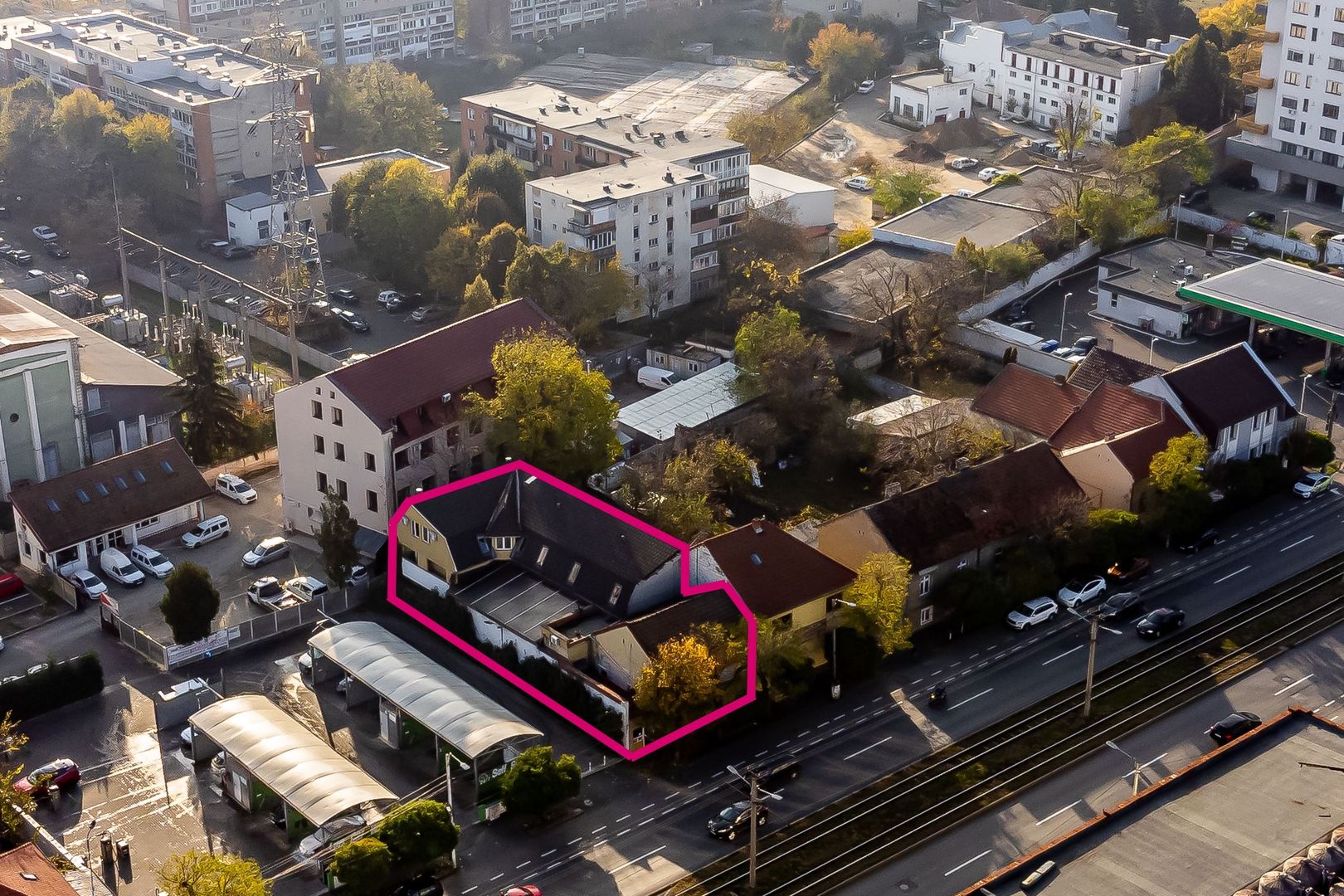 Spațiu generos în centrul Aradului. Ideal pentru birouri sau cabinete - Poză 10