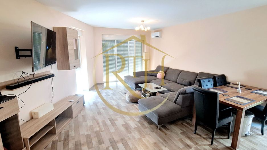 Oferim spre inchiriere apartament cu 2 camere, Loc de parcare, Giroc pe strada Principala - Poză 7
