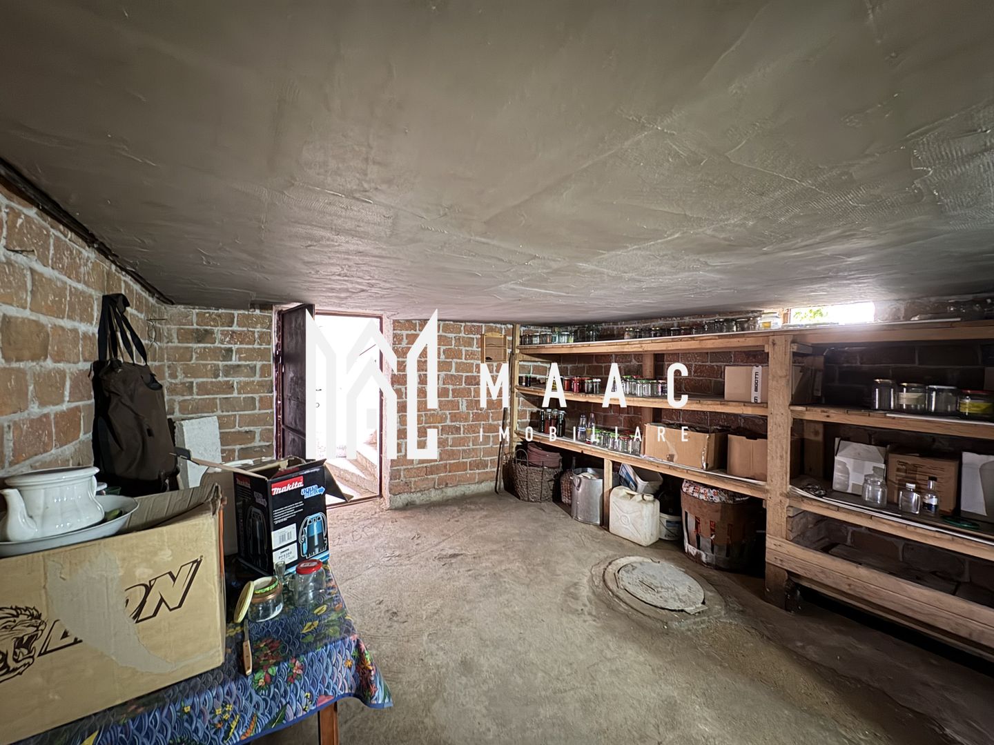 Casă 3 camere de vânzare | Lupeni, Sibiu | garaj, pivniță - Poză 2