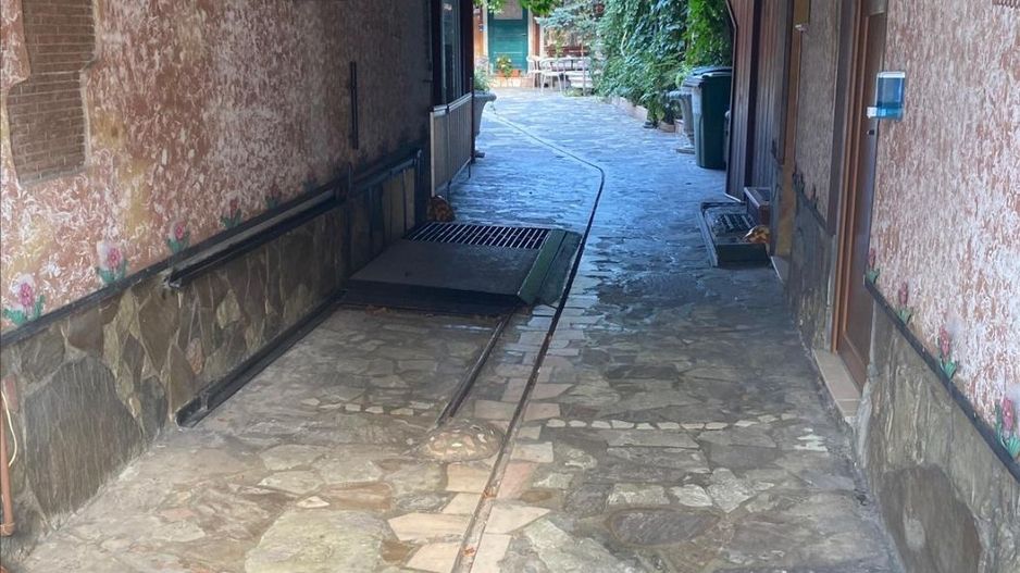 Pensiune cu 18 camere in centrul Brasovului - Poză 17