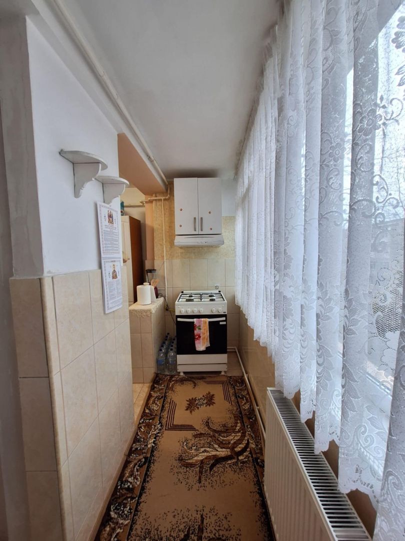 Apartament cu 2 camere, etaj 3/4, Micro 16 - Poză 3