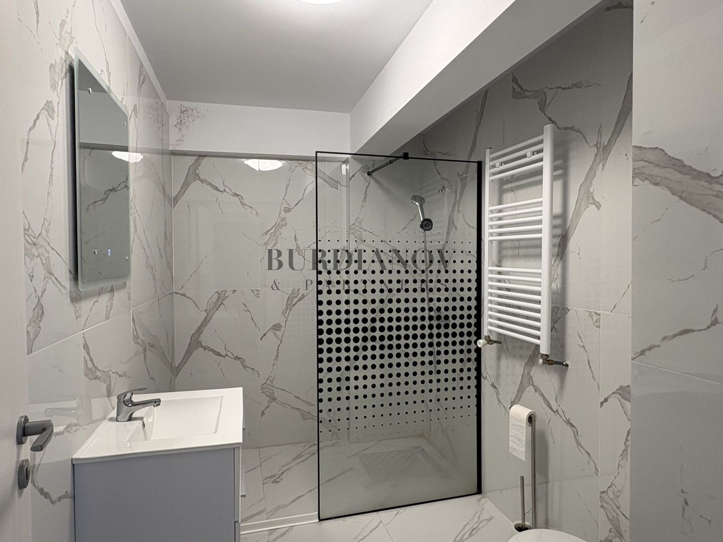 Apartament cu 2 camere + Terasă și loc de parcare - Metrou 1 Decembrie - Poză 10