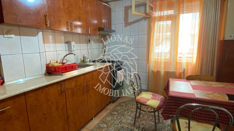 Apartament decomandat 100 mp-balcon-parcare-investitie-Dragos Voda - Poză 3
