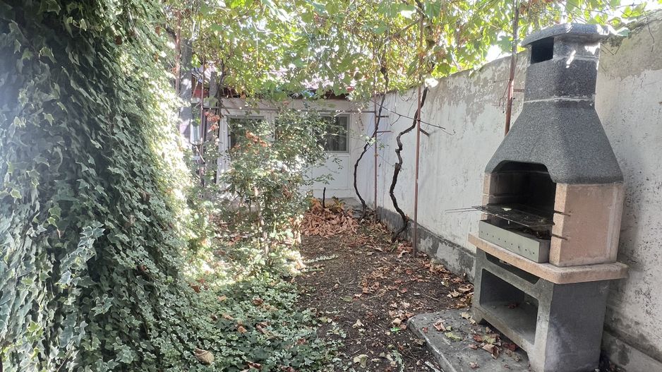 vand casa in Schela,gaz la poarta - Poză 10