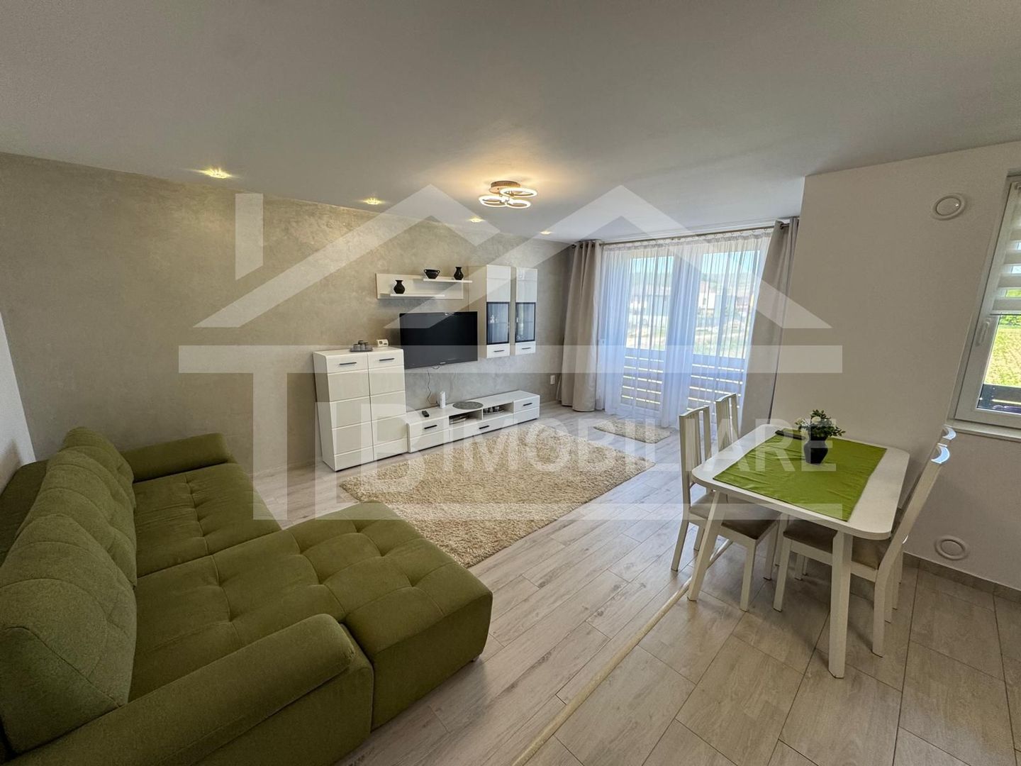 Apartament cu 2 camere, 54mp, parcare, Zona AMA Residence - Poză 2