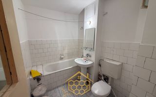 Apartament cu 2 camere in cartierul George Enescu - Poză 8