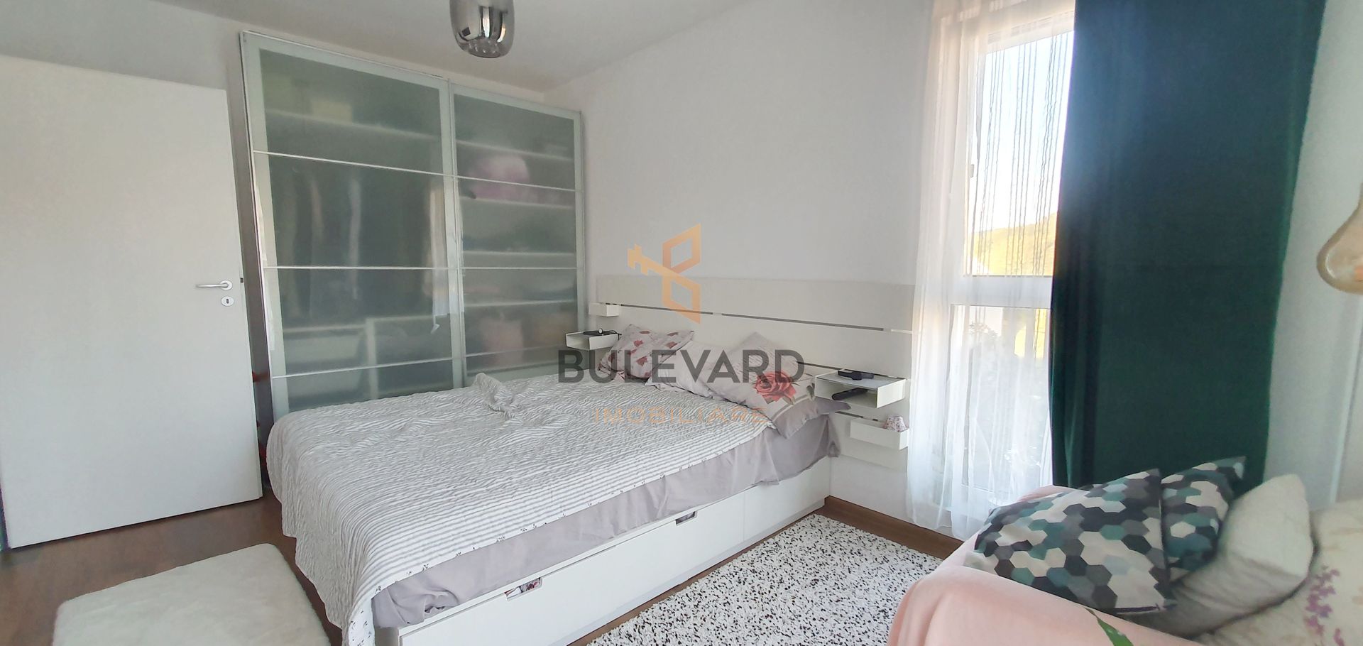 Apartament cu 3 camere, zona strazii Eroilor! - Poză 6
