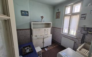 Apartament sic intr-un bloc vila interbelica - Poză 8
