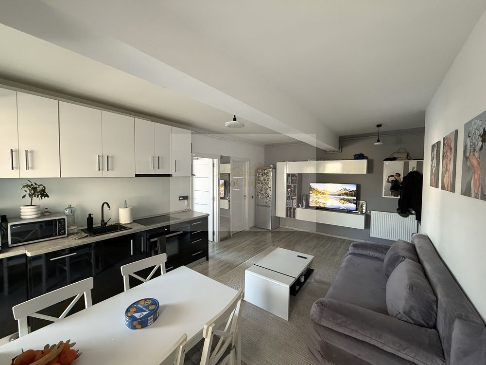 Apartament 2 camere | Luminos | Balcon generos - Poză 1