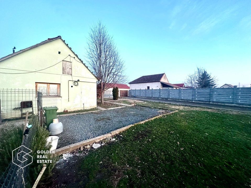 Teren 530 mp cu utilitati, constructie 3 camere cu centrala proprie,zona Poltura - Poză 4