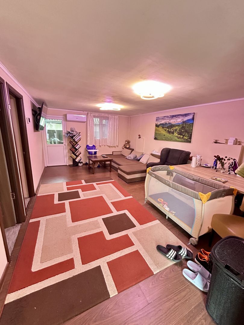 Azil 14 camere și 8000mp teren localitatea Sacădat - Poză 4