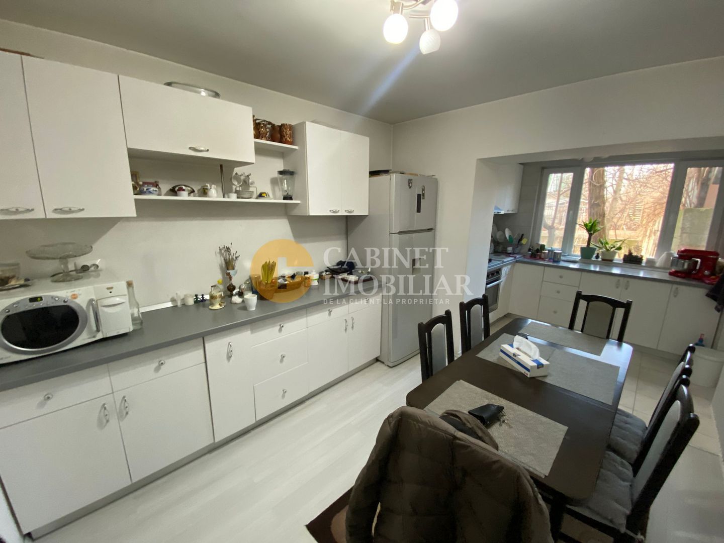 Gară - Bloc Tip Vilă - 3 camere decomandat + loc parcare - Poză 6