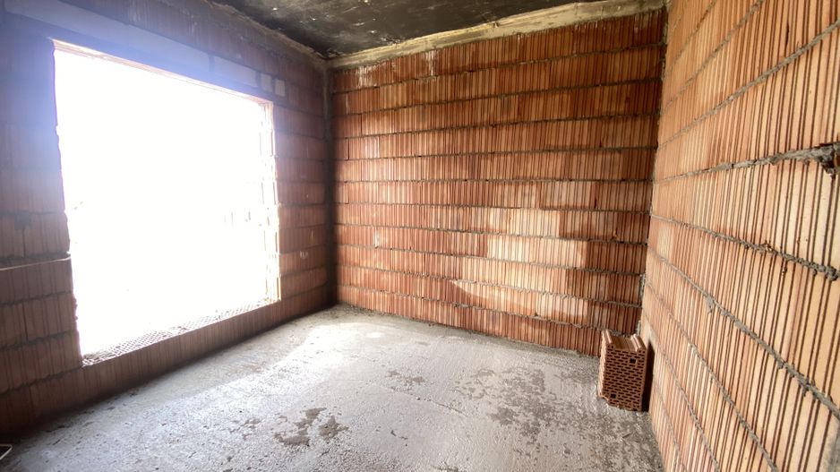 COMISION 0, CASĂ LA ROSU IN SACALAZ, 5 Camere, 107mp Utili, 300mp Teren - Poză 9