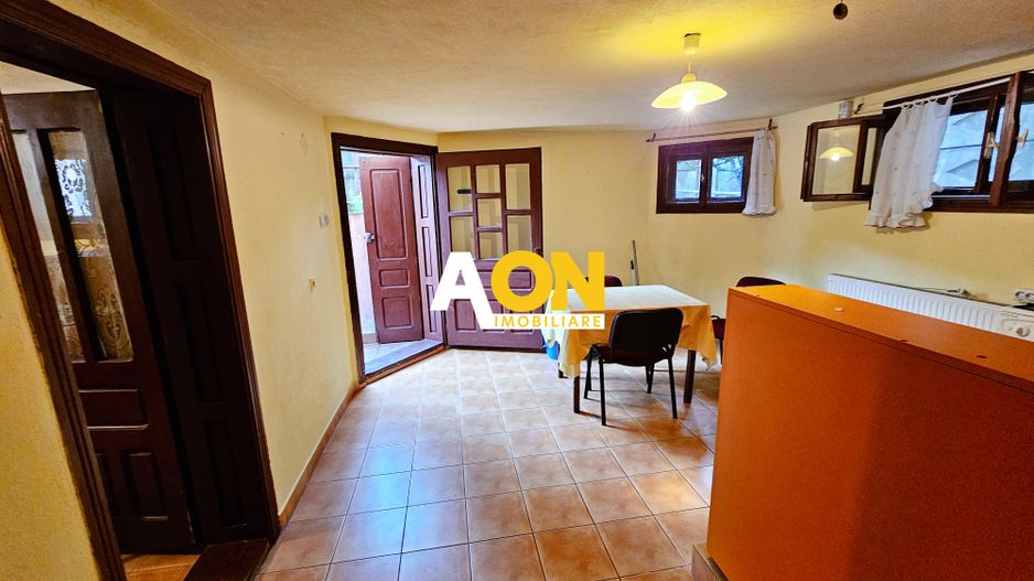 Casa S+P+1+M, pretabila pentru birouri, 300 mp teren, Cetate - Poză 23