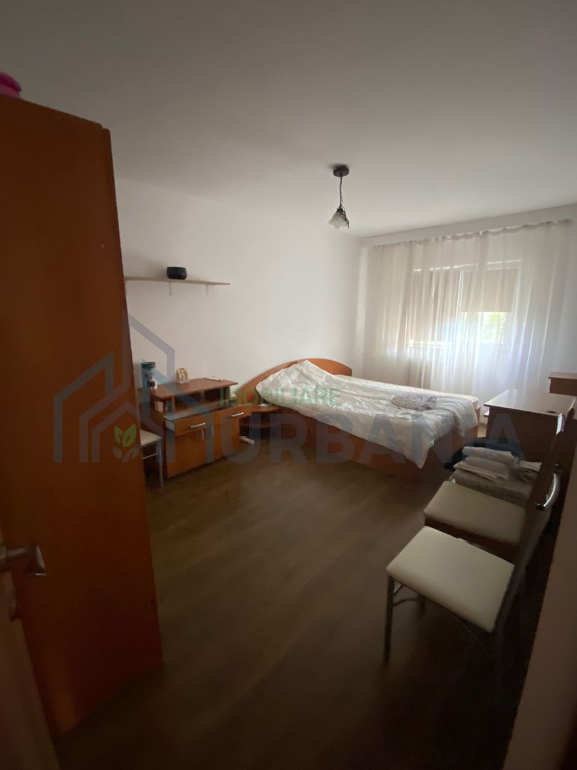 Apartament 3 camere, decomandat, Nicolina 1, Iași - Poză 4
