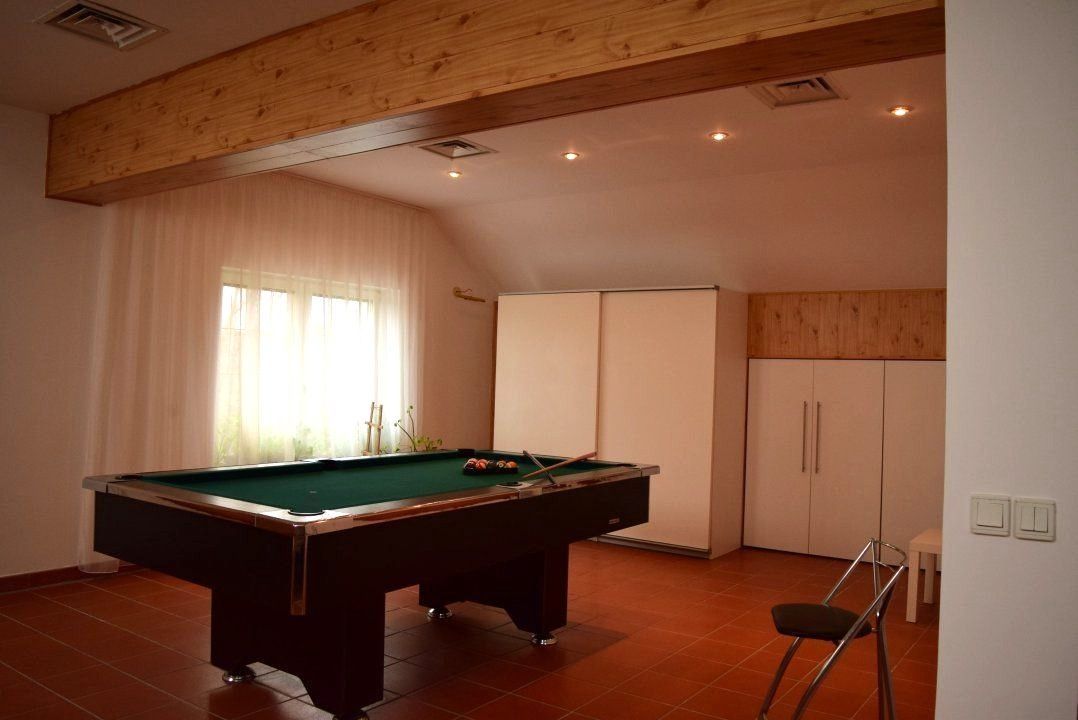 Vila spatioasa de inchiriat | gradina generoasa si piscina |Pipera - Poză 9