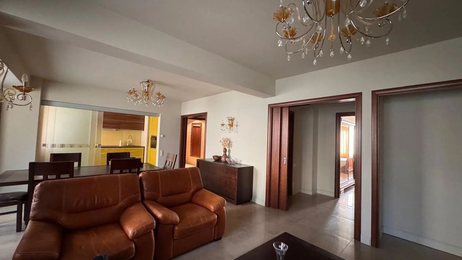 Apartament cu 3 camere de vânzare în Central, Suceava - Poză 3